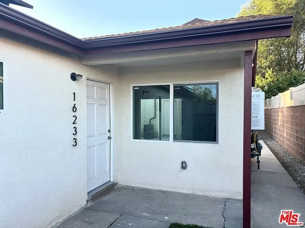 16233 Parthenia St, North Hills, CA 91343