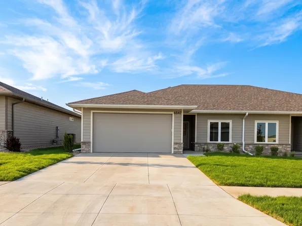 4547 Badger Ct, Sioux City, IA 51106