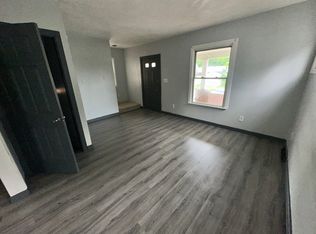 1627 Poplar St, Mc Kees Rocks, PA 15136