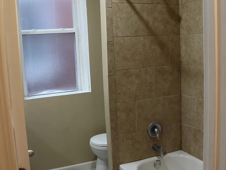 4263 Russell Blvd #4263 — Photo 10