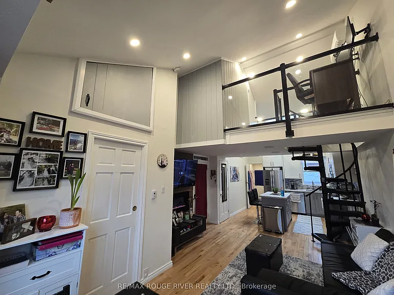 6 Lippincott St — Photo 17