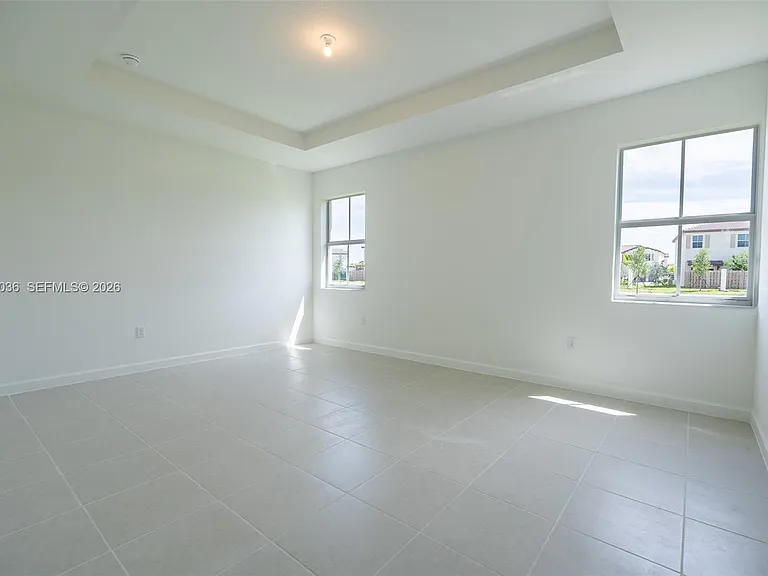 2485 SE 29th Dr — Photo 42