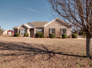 113 Honeycutt Rd, Hazel Green, AL 35750