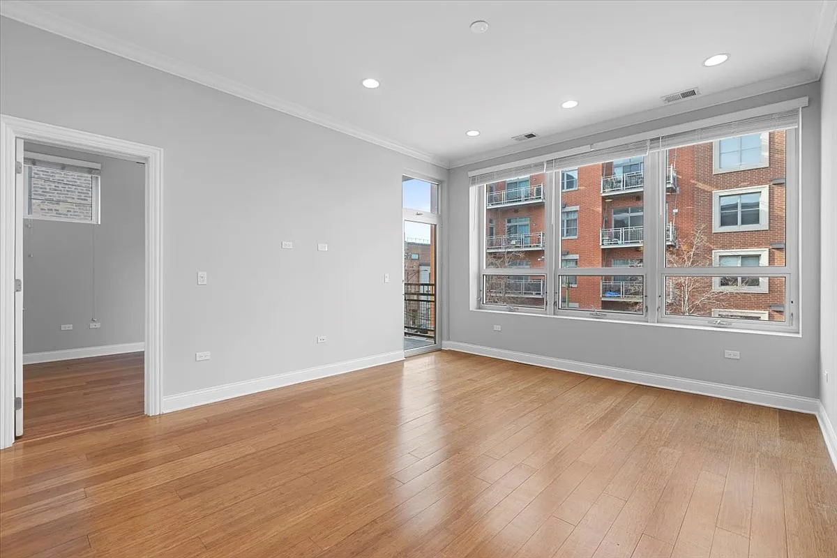 2 bed, 1013 sqft, $3,600 — Photo 1