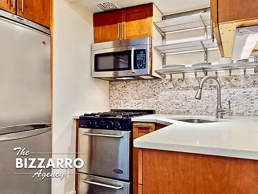 14 Bogardus Pl #2V photo 1