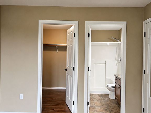 5th image of 1916 White Ave APT 202