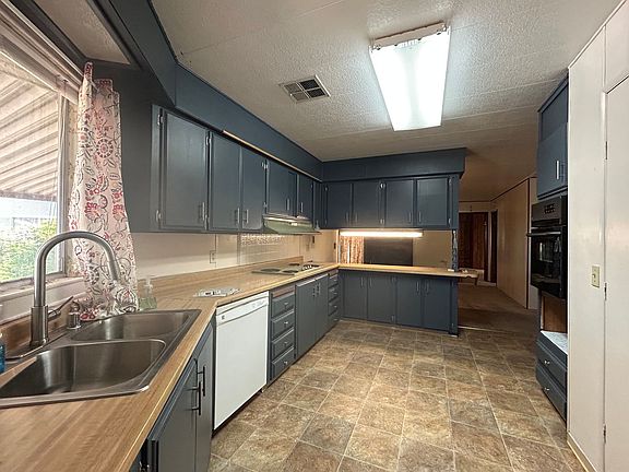 5th image of 2 Tarn Cir