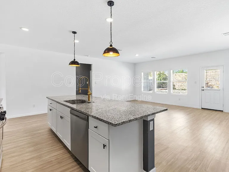 31821 Nimbus Dr — Photo 12