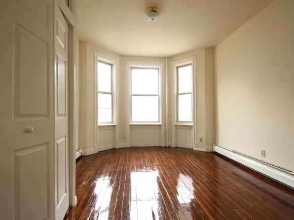 17 Bergen Avenue image 1 of 18