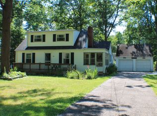 10394 California St, Aurora, OH 44202