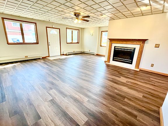5th image of 40 Fredro St #1