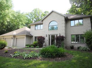 1773 Maidstone Cir, Green Bay, WI 54313