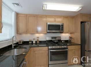 87 Thornton Rd, Chestnut Hill, MA 02467