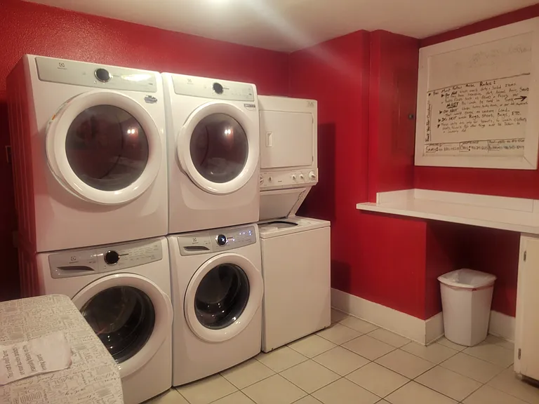 131 W Alder St — Photo 15