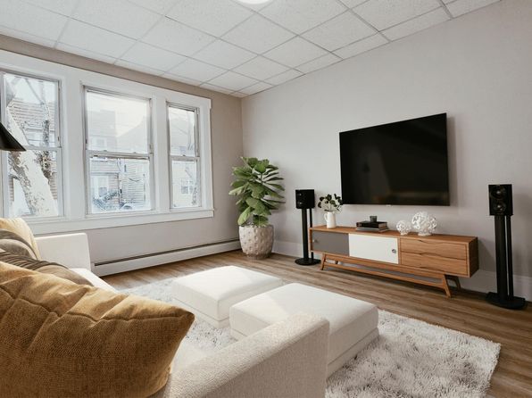 264 Lexington Ave APT 2
