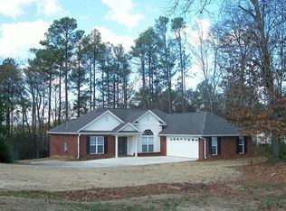 520 Bellview Dr, Deatsville, AL 36022