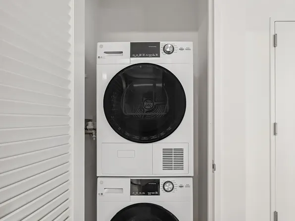 60 East 55th Street image 5 of 7