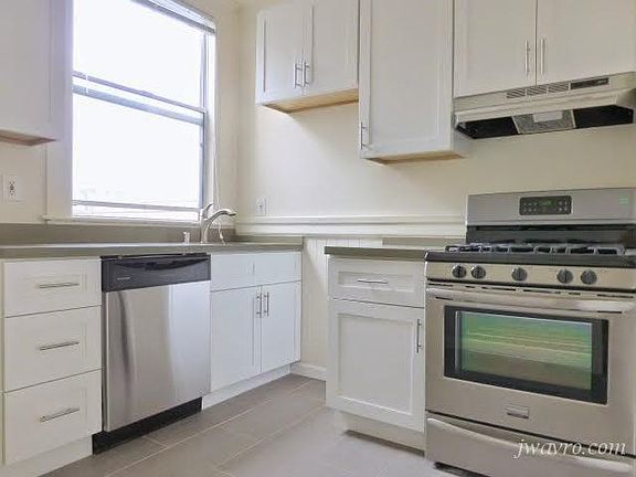 2nd image of 2400 Van Ness Ave APT 29