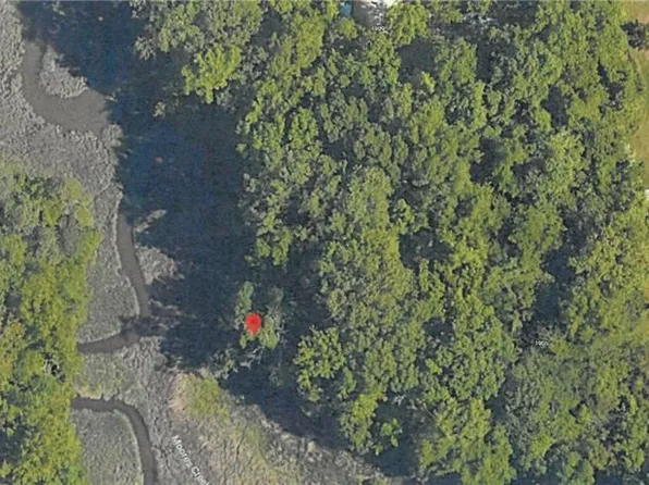 1907 Yorktown Rd, Yorktown, VA 23693