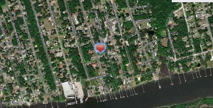 2nd image of 1961 Ocean View Dr SW