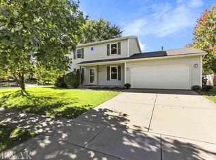1202 Bancroft Dr, Bloomington, IL