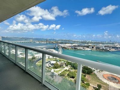 50 Biscayne Bl 3910 #3910, Miami, FL, 33132
