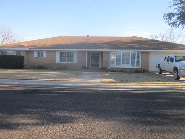 1st image of 1510 E 18th St