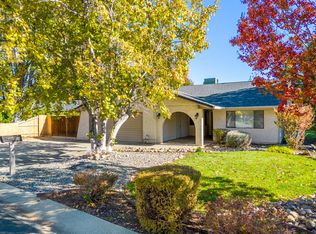 3465 Lagoon Dr, Redding, CA 96001