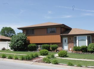 15500 Laramie Ave, Oak Forest, IL