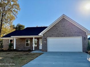 5423 Mount Holyoke Dr, Louisville, KY