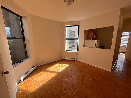 1st image of 142 W 139th St #6