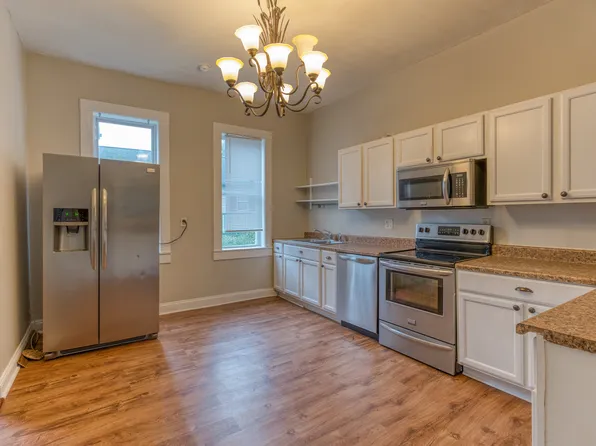 14 Canton St, Baldwinsville, NY 13027