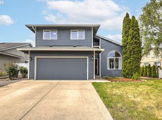 571 SE 72nd Ave, Hillsboro, OR 97123