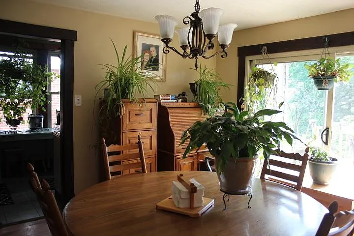 1004 Winterton St — Photo 32