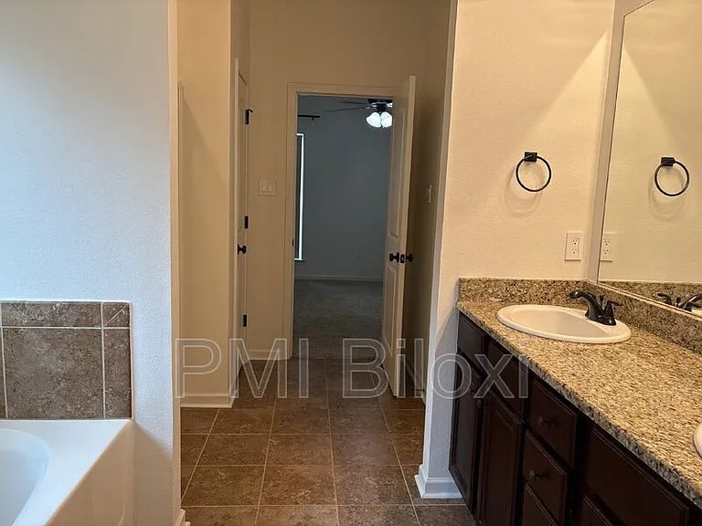 15192 Oberlin Ave — Photo 6