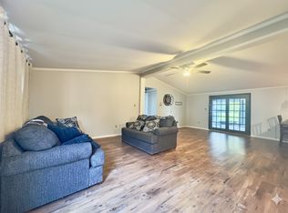 9 Juniper Cir, Rockland, MA 02370