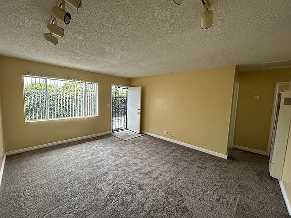 2nd image of 425 Garfield St APT C