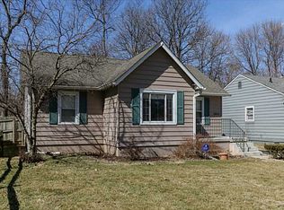5614 Kingsley Dr, Indianapolis, IN