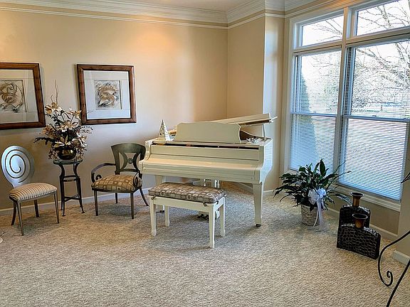Living Room/Music Room