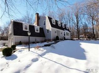 6 Monitor Hill Rd, Newtown, CT 06470