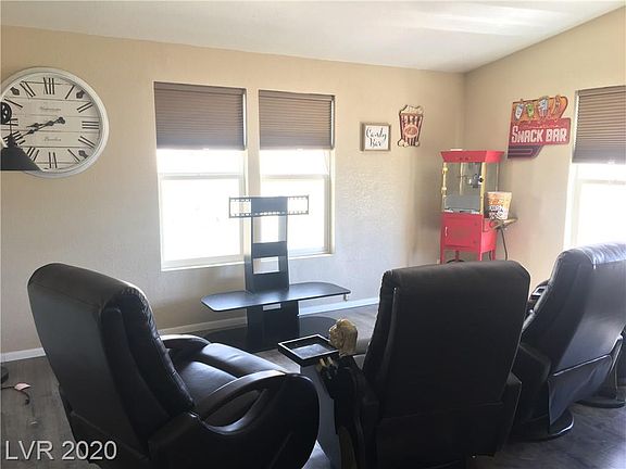 4th image of 17 Avenue A