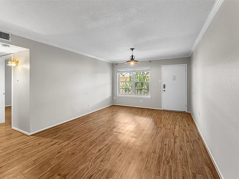 3535 Nasa Pkwy #86 — Photo 5