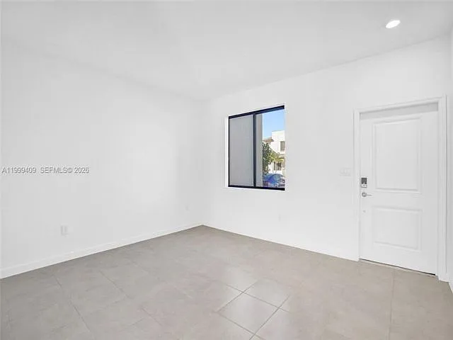 8265 NW 41st St #C-406 — Photo 11