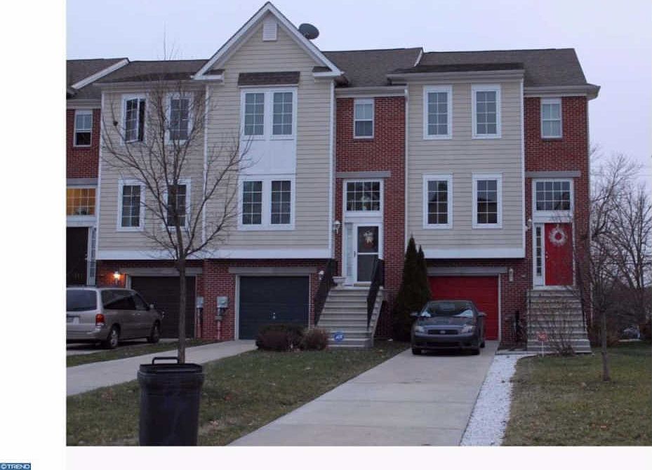 2nd image of 208 Cityview Ave
