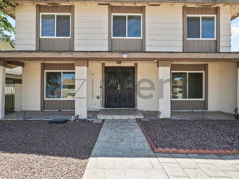 1st image of 899 Monika Way