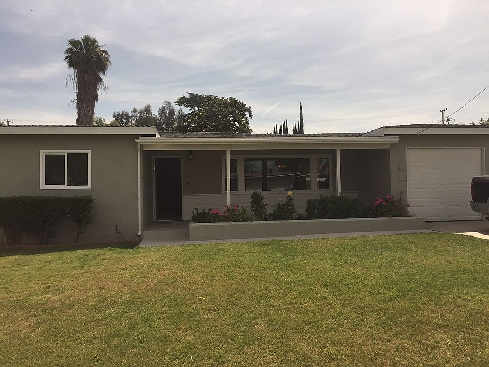 1st image of 20 Crafton Ct