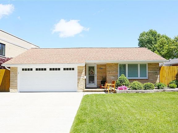 2nd image of 59 Smallwood Dr