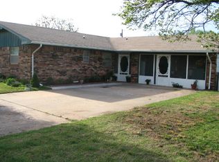 2002 W Pine Ave, Enid, OK 73703