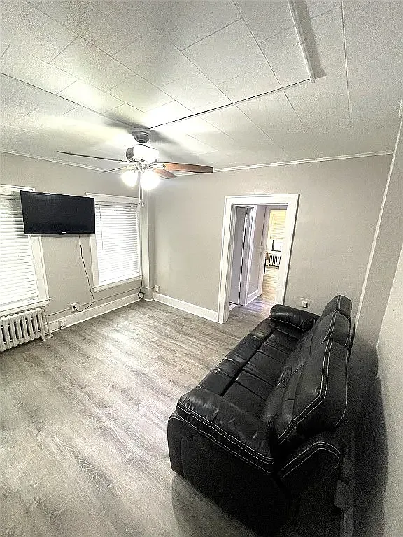 1 bed, 700 sqft, $900 — Photo 3