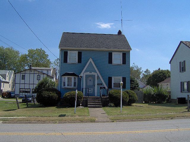 2nd image of 3708 Marland Heights Rd